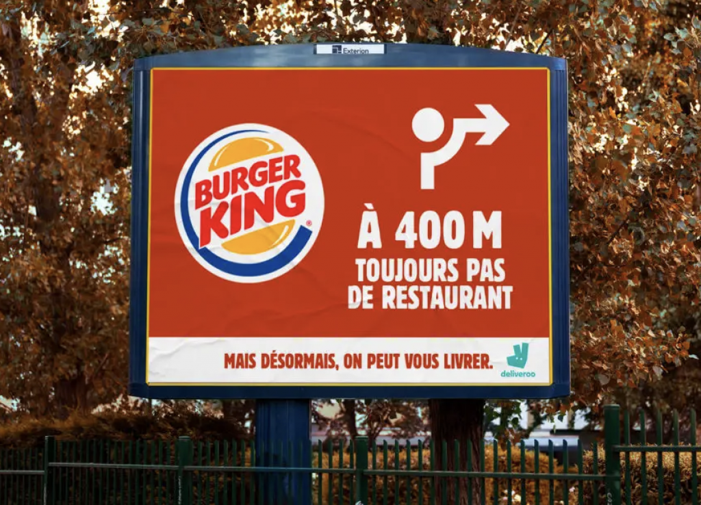 Burger King® détourne des billboards pour signaler son partenariat avec Deliveroo